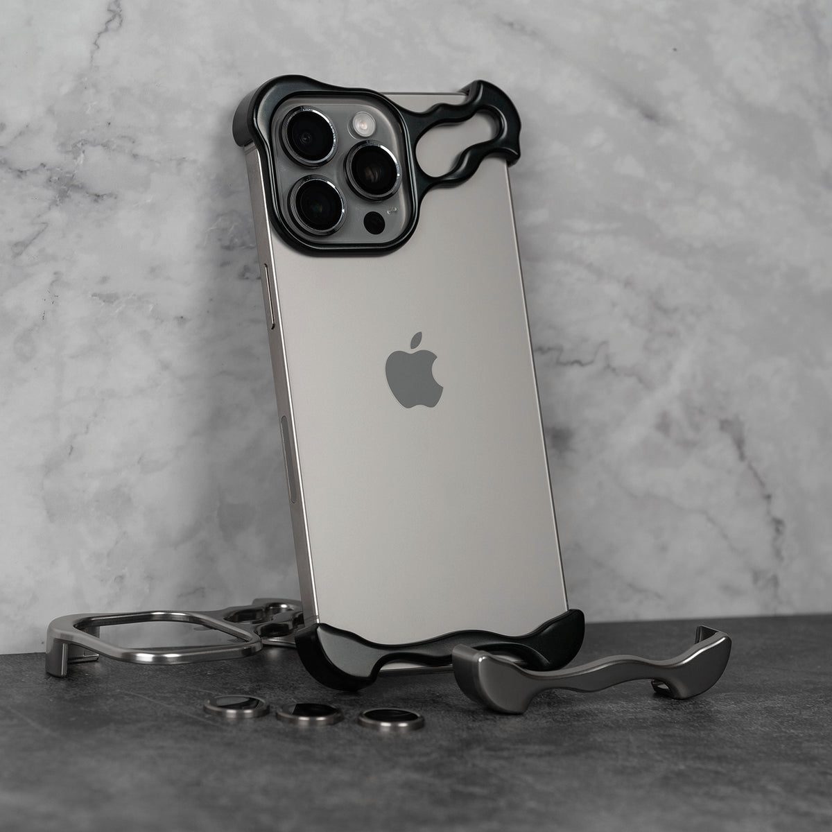 Protector iPhone 16 Naked Feel - Imagen 3
