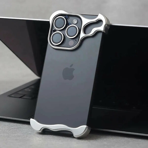Protector iPhone 15 Naked Feel - Imagen 3