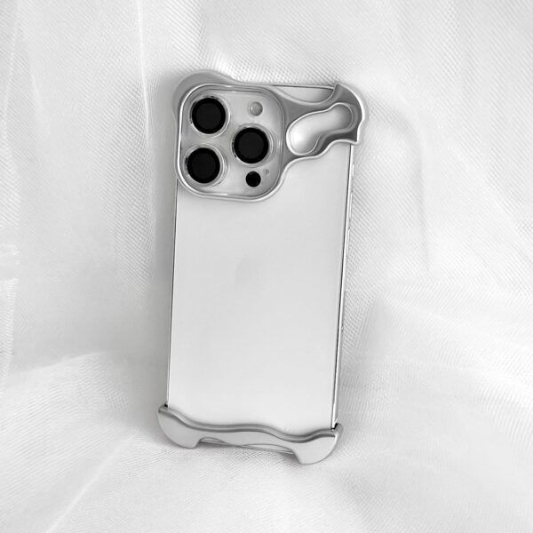 Protector iPhone 15 Naked Feel - Imagen 4